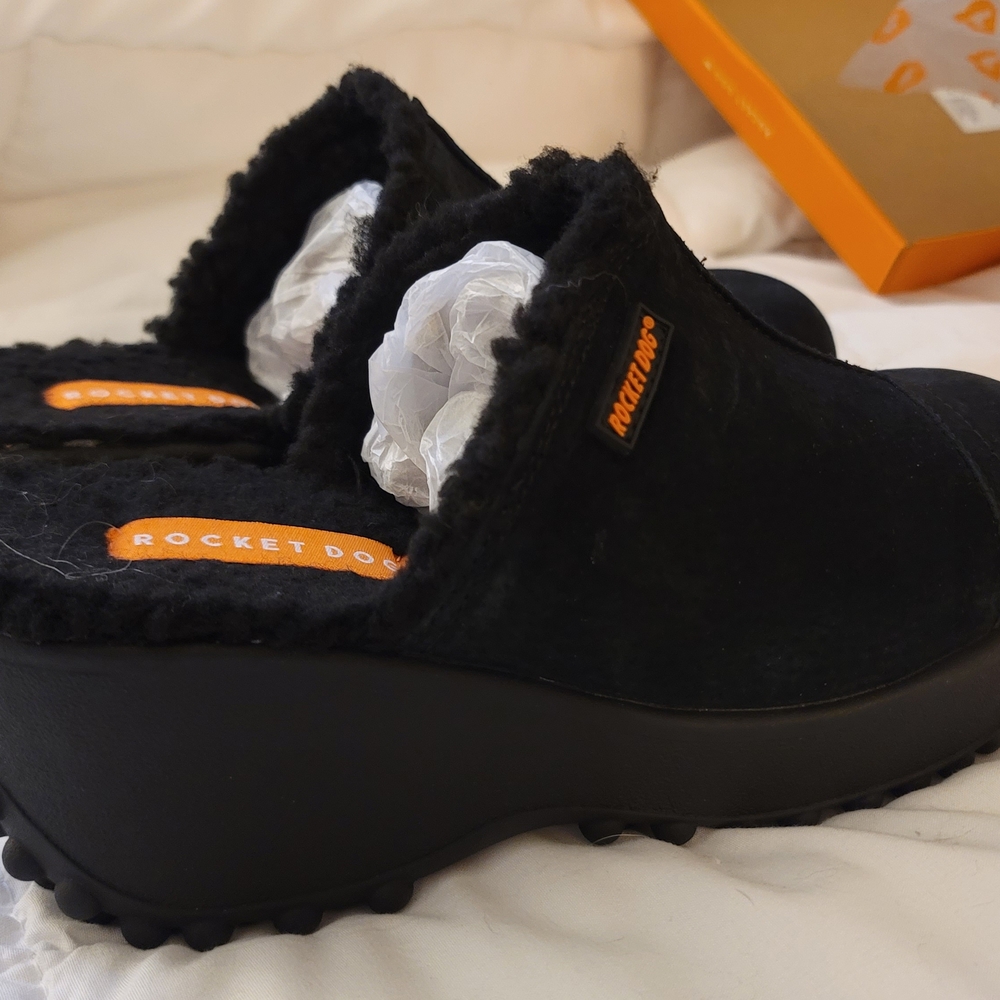Rocket Dog Black and Orange Fuzzy Mules